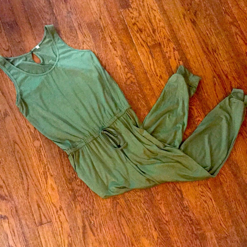Olive green jumper